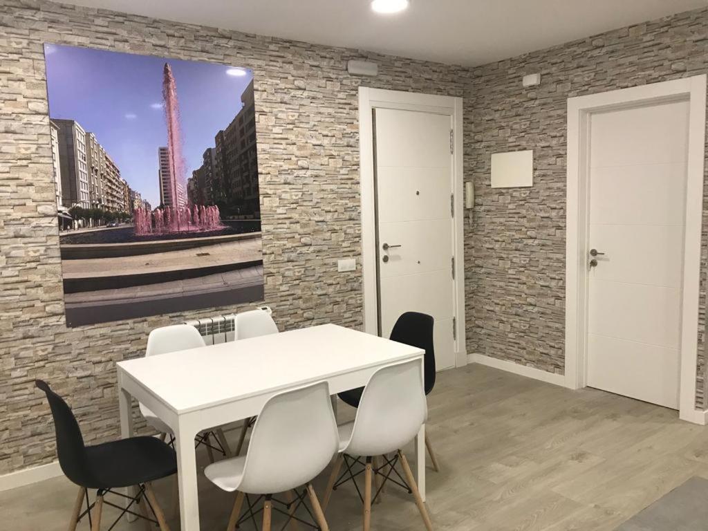 Apartamento Expectacular,Centrico,Nuevo 5 Min A Pie De La Laurel Vivienda De Uso Turistico Logrono Exterior photo